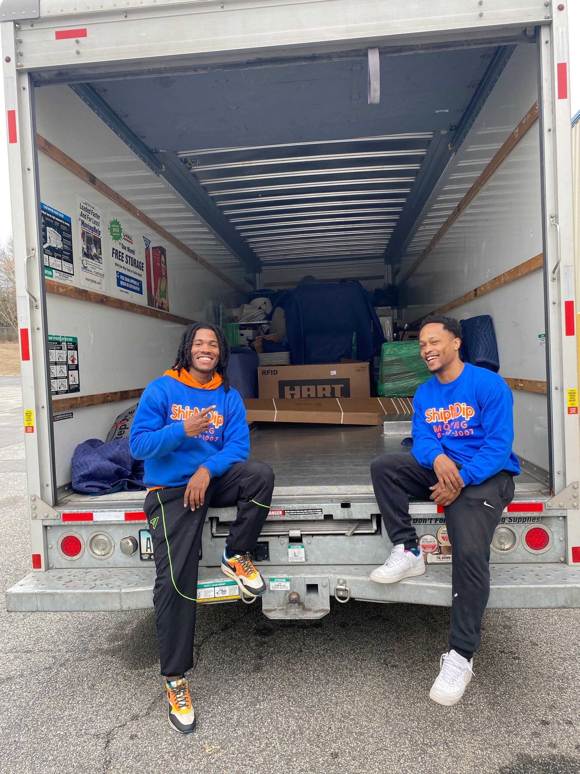ShipNDip moving team